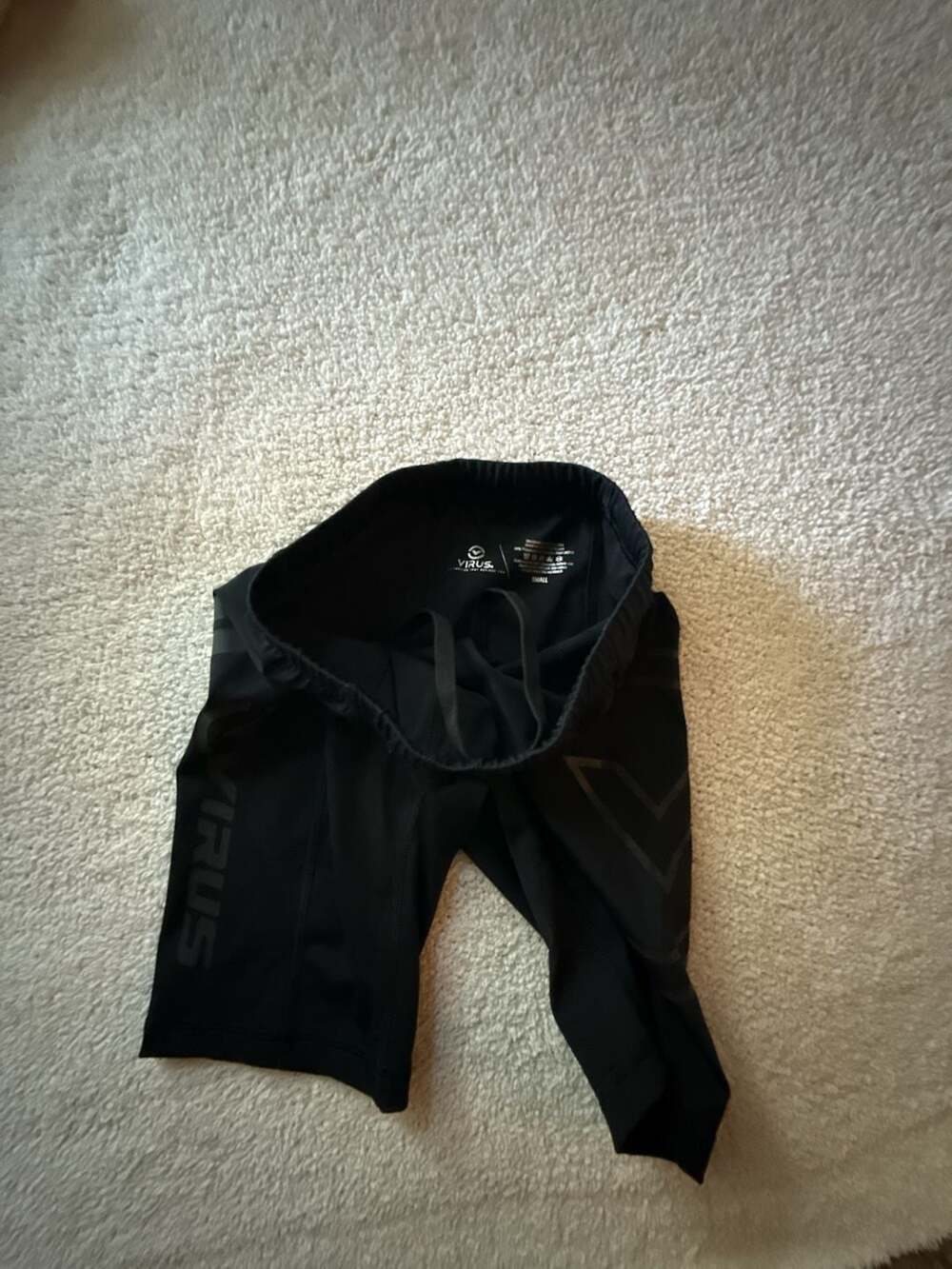 Virus AU11 Tech Shorts Size Small Black Compression - Picture 2 of 3